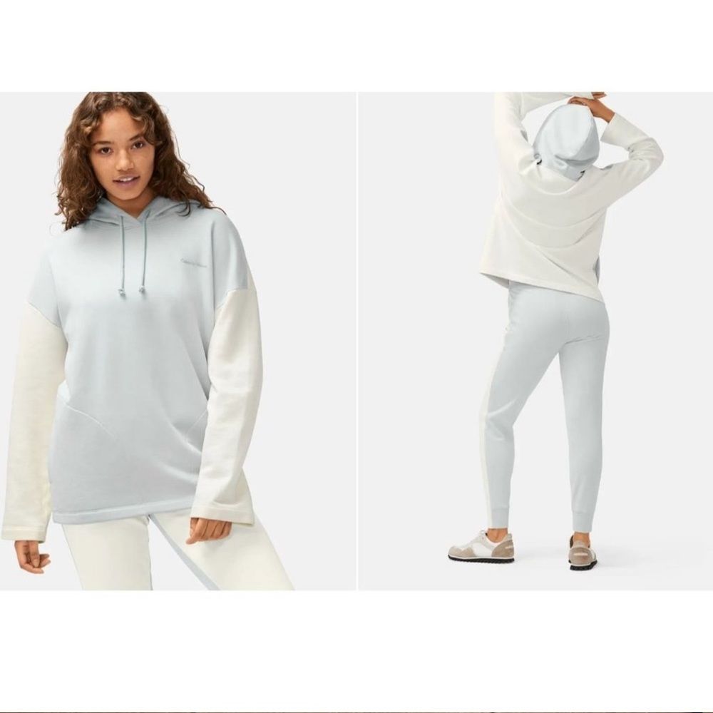 Outdoor Voices Dove Bone Colorblock Oversized Soft Cotton Hoodie SizeMedium NWT - Picture 2 of 3